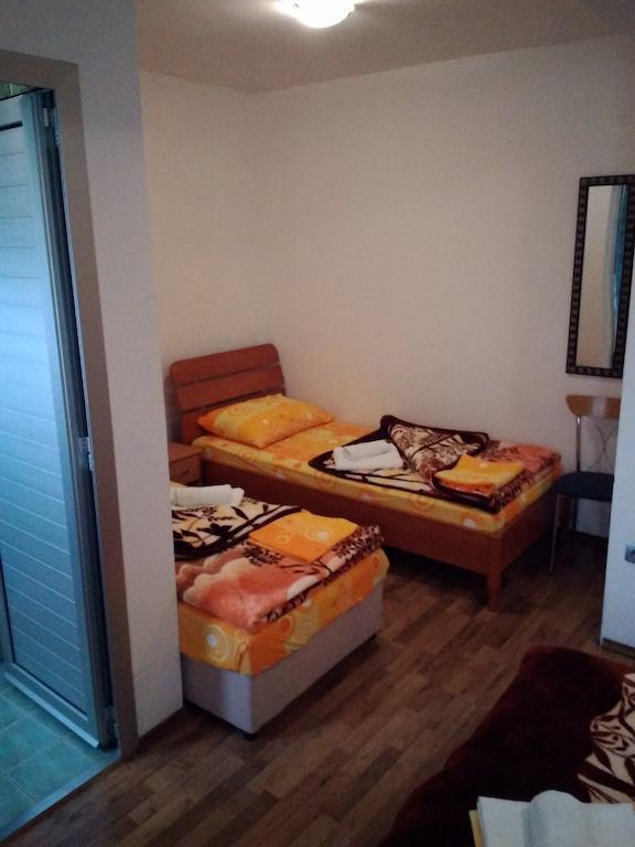 Hotel Quo Vadis เมจูโกเรีย ห้อง รูปภาพ
