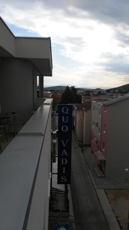 Hotel Quo Vadis เมจูโกเรีย ภายนอก รูปภาพ